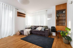 Superb Czerska Family Apartment